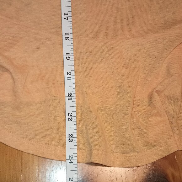 Old Navy Women's Tank Tops in Cream, Brown, and Tan - Picture 5 of 10